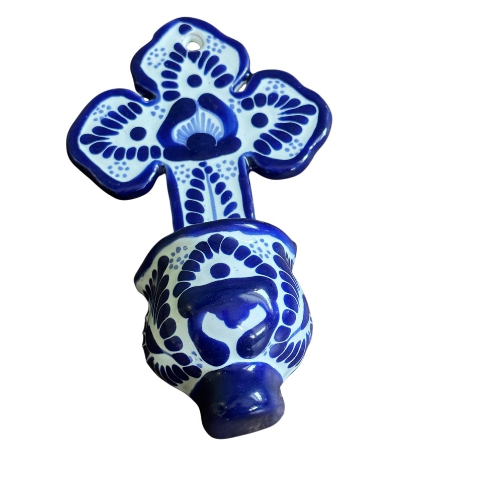 Mexican Talavera Pottery Holy Water Font Cross Wall Hanging Blue White Floral